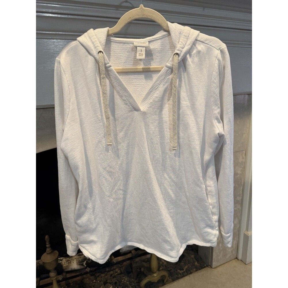 Weekends By Chico’s White Hoodie Casual Wear Size Medium